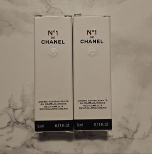 Chanel N°1 DE CHANEL RED CAMELLIA CREAM 5ml x 2